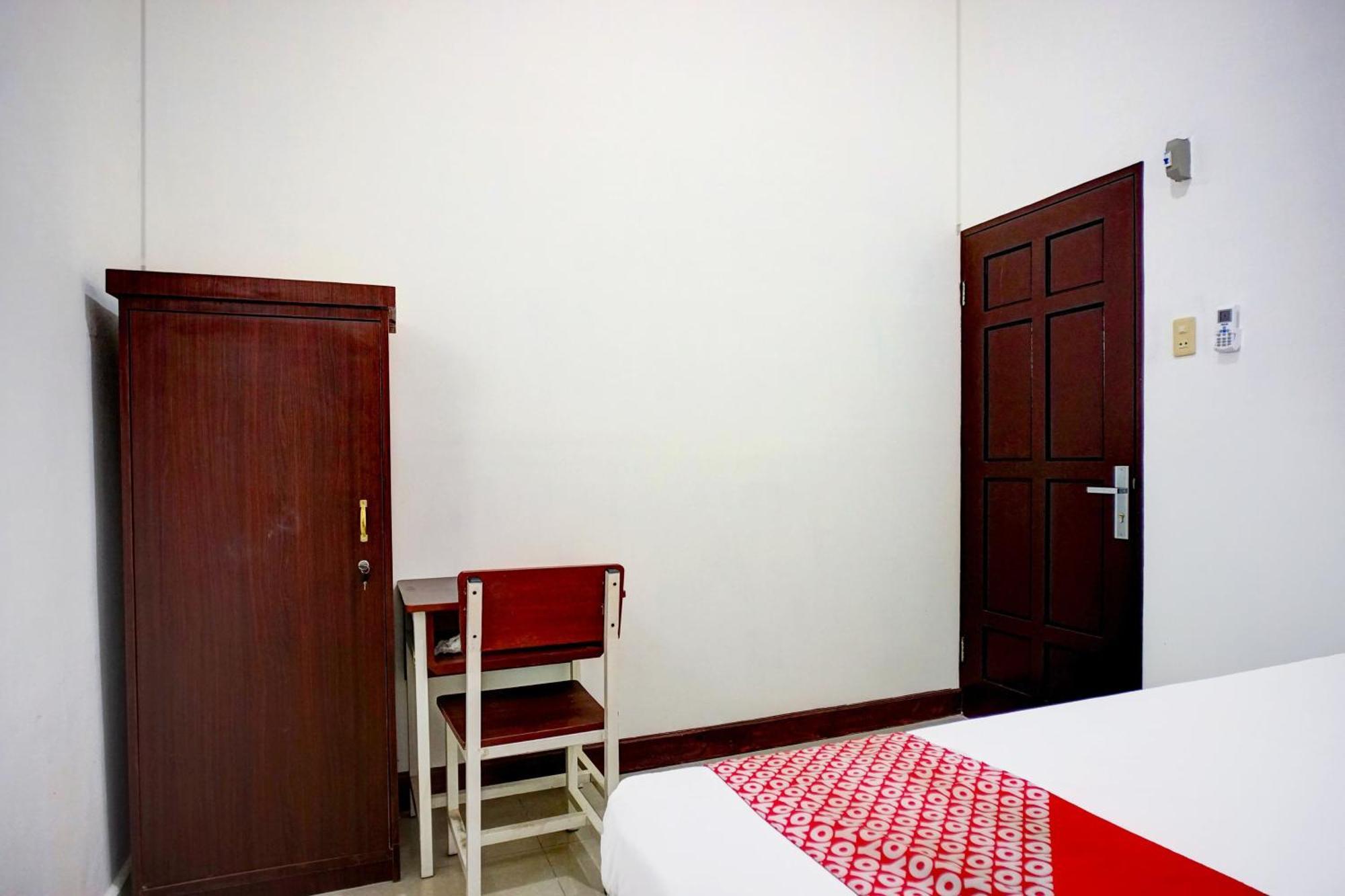 Suka Maju Syariah Hotel 2*